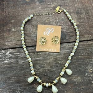 Plunder set, Gold & Pearl necklace and earring combo. New